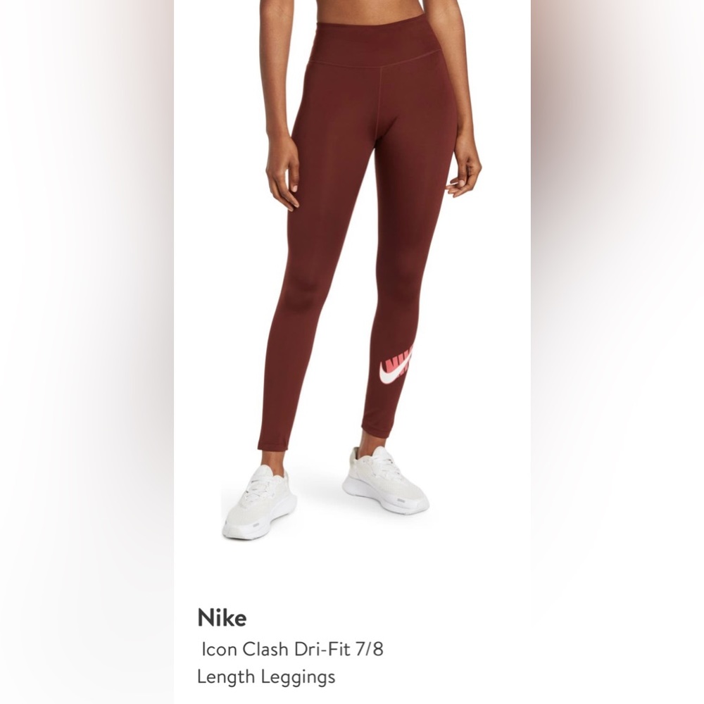 Nike Activewear Leggings. Only wore once! Excellent conditions. Perfect for 5,9”